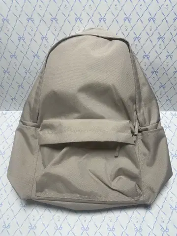 어깨 부담을 덜어주는 백팩