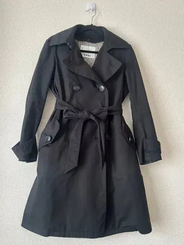 PLST 플라스테 블랙 트렌치코트