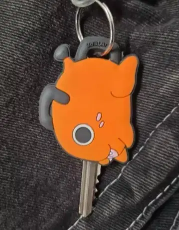 [ 미사용 새상품 ] 체인소 맨 포치타 키 커버 키링 실리콘 익명 배송