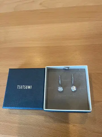 쥬얼리 츠츠미 10K 화이트 골드 귀걸이