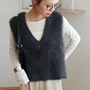 그레이 V넥 니트 베스트 2WAY 디자인