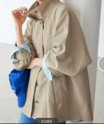 슬로브 이에나 텐트 라인 숏코트 베이지