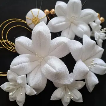 츠마미세이잔 머리 장식 백합 성인식, 결혼식