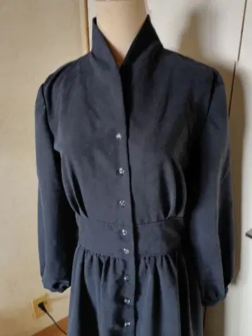 기모노 색상의 원피스