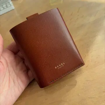 REVEL 브라운 이단 접이식 지갑