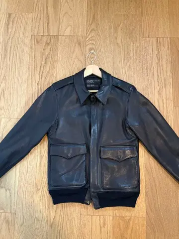 블랙 가죽 싱글 라이더 자켓