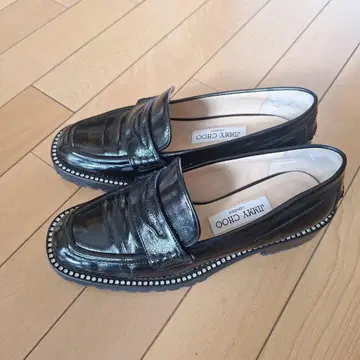 JIMMY CHOO 큐빅 로퍼