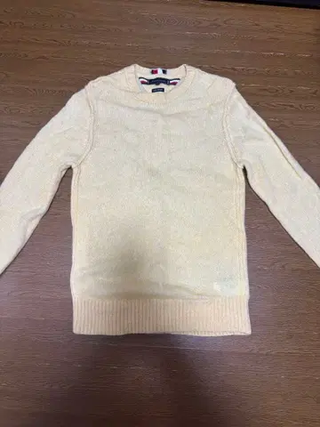 타미힐피거 크루넥 니트 연한 노란색