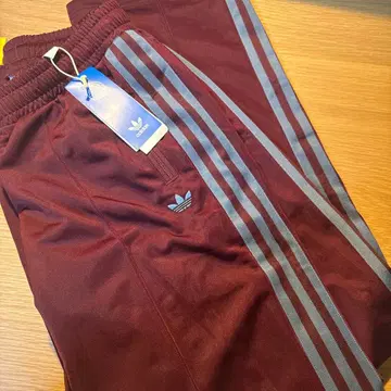 새상품 adidas Originals 트랙 팬츠 젠더 뉴트럴