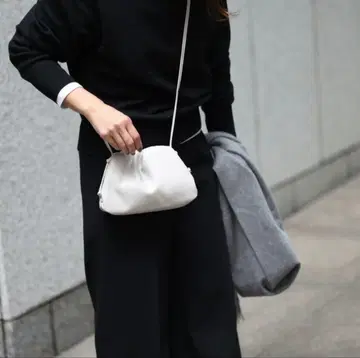 미니 숄더백 Cloud 클라우드 도쿄 백화