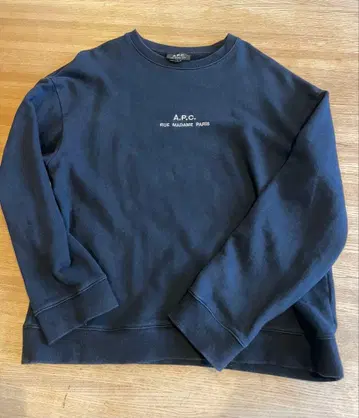 A.P.C. 블랙 맨투맨 트레이닝복