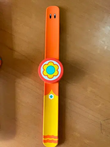 데이지 파워업 밴드 오렌지 꽃무늬