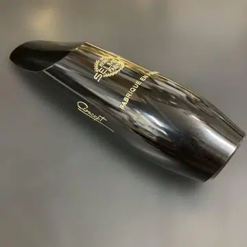 바리톤 색소폰 마우스피스 컨셉