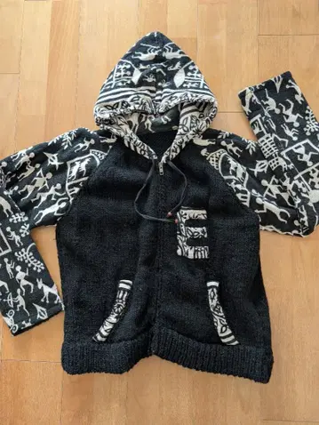 [ 지금만 ] EL RODEO 엘르 로데오 스웨터 니트 자켓 후드 부착