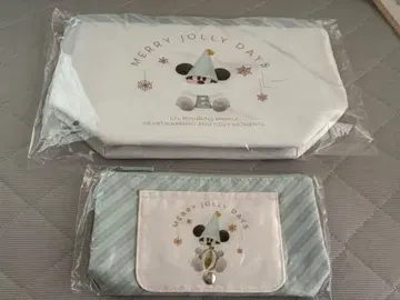 미사용 새상품 릴린린 수베니어 런치 케이스 물티슈 칼리 크리스마스
