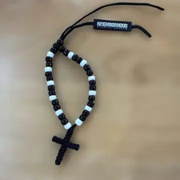 NEIGHBORHOOD 가죽 x 비즈 크로스 팔찌 블랙 x 화이트