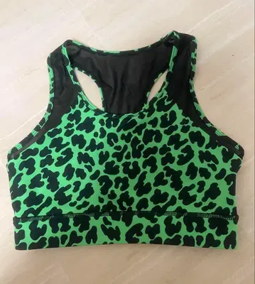 줌바 ZUMBA 정품 레오파드 무늬 브라탑 XS 그린 컨디션 최상