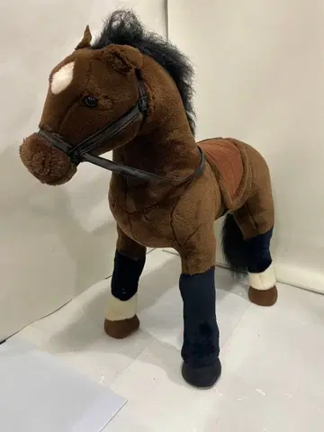탈 수 있는 말 봉제 인형 포니