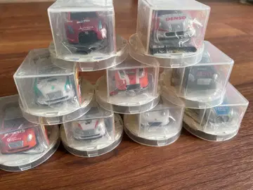 미니카 9대 세트 투명 케이스 포함