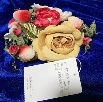 핑크하우스 코사지