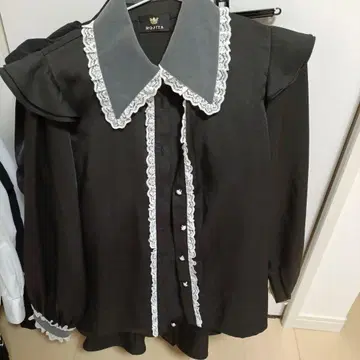 즉시 구매 가격 인하 ROJITA 긴팔 블라우스 브로치 포함 지뢰계