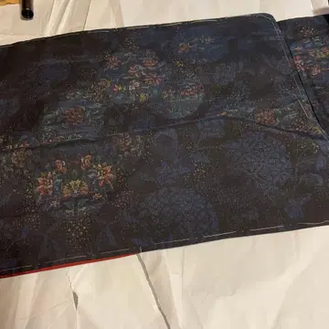 다크 네이비 꽃 무늬  기모노