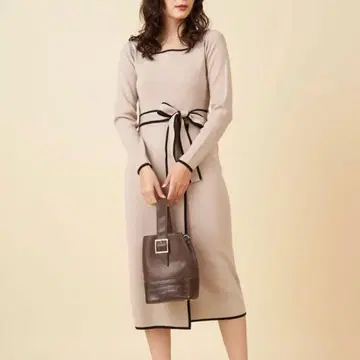 ROYAL PARTY 로얄 파티 니트 원피스