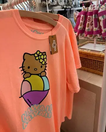 Aloha 헬로키티 콜라보 오렌지 T셔츠 콜라보