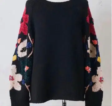 BEARDSLEY 꽃 자카드 니트