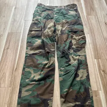 구제 의류 M65 카고 팬츠 우드랜드 카모 빈티지