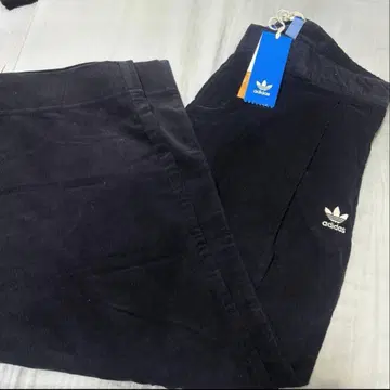 adidas 코듀로이 네이비