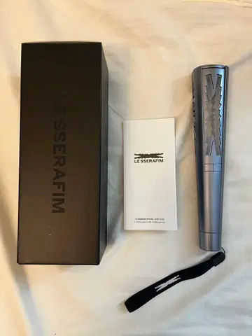 LESSERAFIM 르세라핌 공식 응원봉