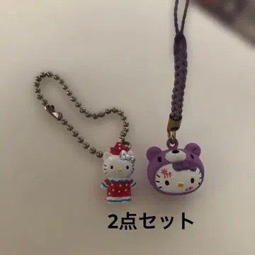 헬로키티 홋카이도 한정 그루미 콜라보 스트랩 외 1점