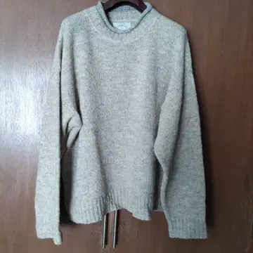 ARMANI JEANS 베이지 크루넥 스웨터