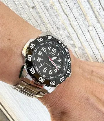 [ 새상품 ] 테크노스 쿼츠 손목시계 T9B92TB