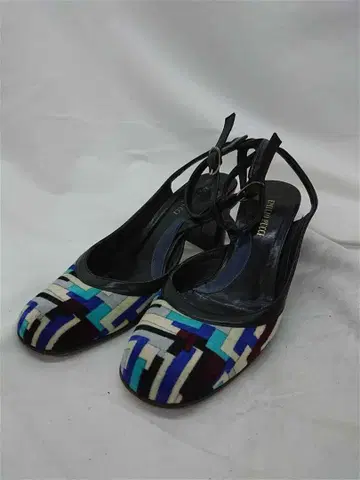 에밀리오 푸치 펌프스 기하학 패턴 백 스트랩 하이힐