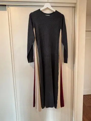 ROSIE 롱 니트 원피스 그레이/레드/베이지