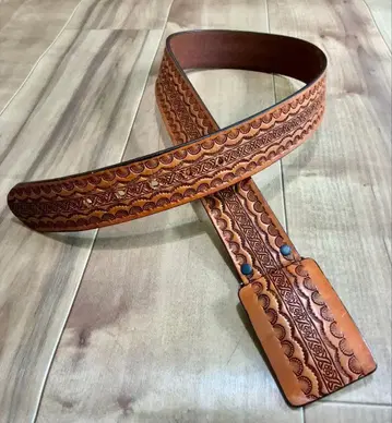 가죽 벨트 엠보 스탬프 브라운 계열 브라운