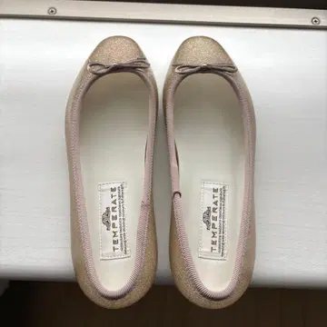 TEMPERATE 골드 발레리나 펌프스