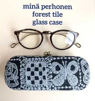 미나 페르호넨 forest tile 안경 케이스 CLASKA