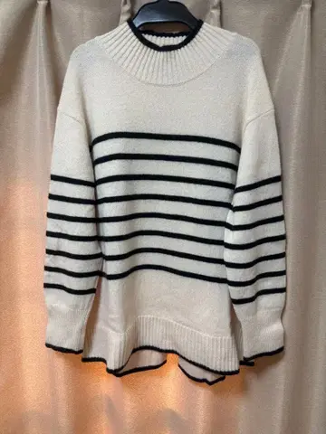 INDIVI 인디비 니트 하이넥 상의 보더 M 사이즈