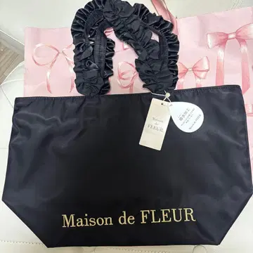 Maison de FLEUR 발수 가공 블랙 토트백
