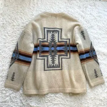 펜들턴 진구지 유타 착용색상 다름 네이티브 무늬 가디건 M 베이지