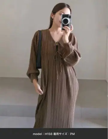 [ yui 콜라보 ] 앞뒤 2way 긴팔 플리츠 원피스 2종 세트