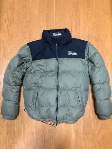 퍼스트 다운 다운 자켓 올리브 네이비