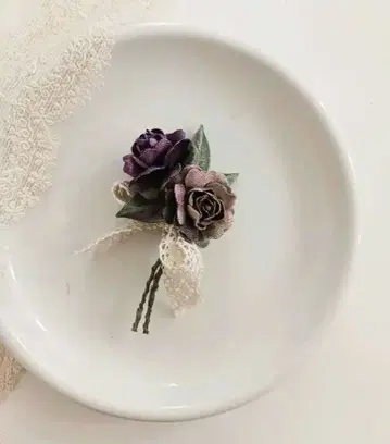 염색 천 꽃 * 차분한 장미 코사지
