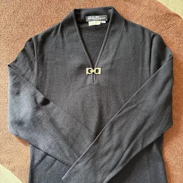 Salvatore Ferragamo 니트 스웨터 M