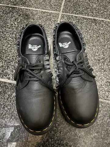 닥터마틴 블랙 블랙 UK5