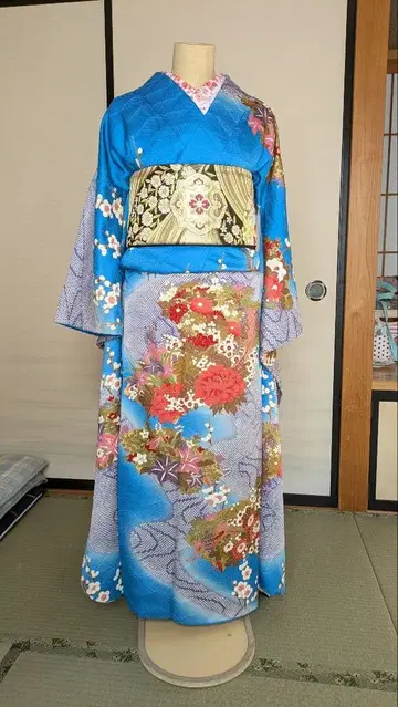 파란색 꽃무늬 후리소데, 성인식, 졸업식,