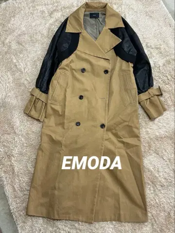 새상품급 EMODA 볼레로 도킹 트렌치코트 FREE size